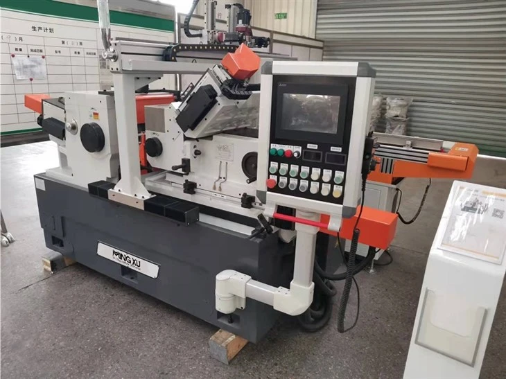 CNC Centerless Grinder
